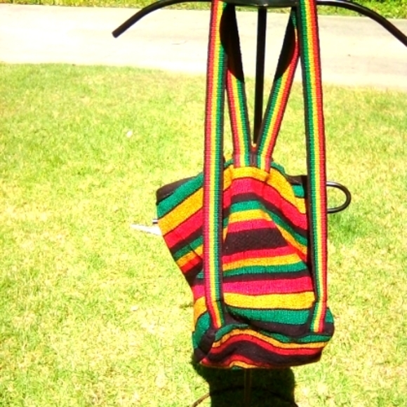 One Love Backpack 🎒 - Picture 3 of 4